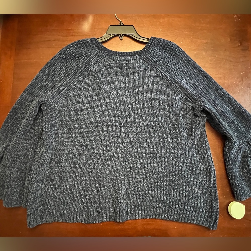 Anna velour like blue sweater xxl blooming‎ puffy wrists ribbed classy preppy